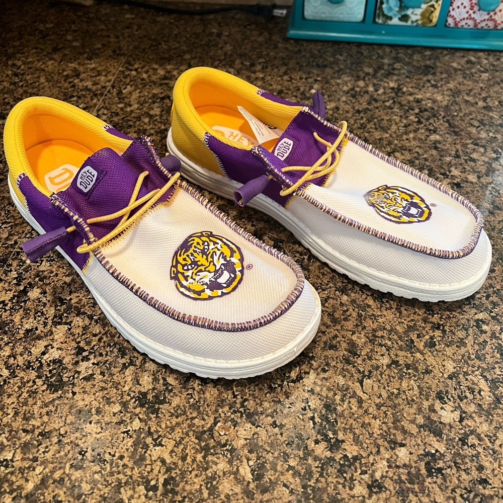 LSU Hey Dudes